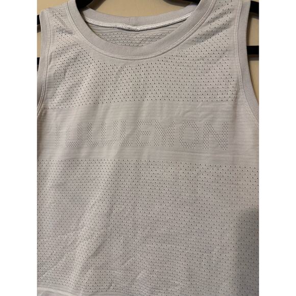 Lululemon Breeze By Sleeveless Muscle Crop Tank Silver Lilac/Silver Lilac Small - Picture 4 of 6